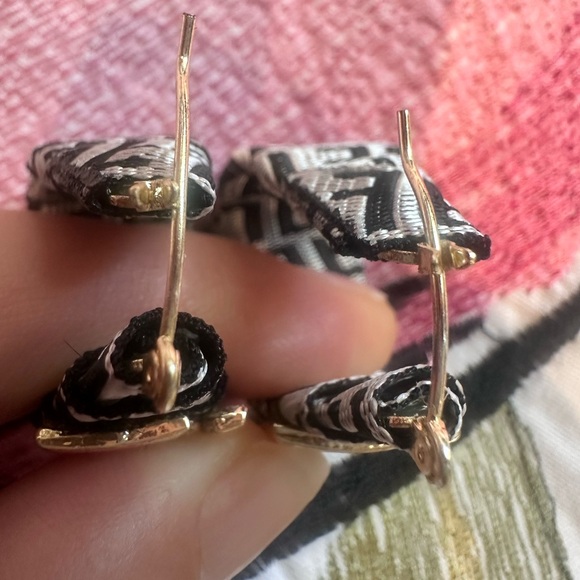 NWOT F logo earrings (free shipping) - Picture 4 of 5